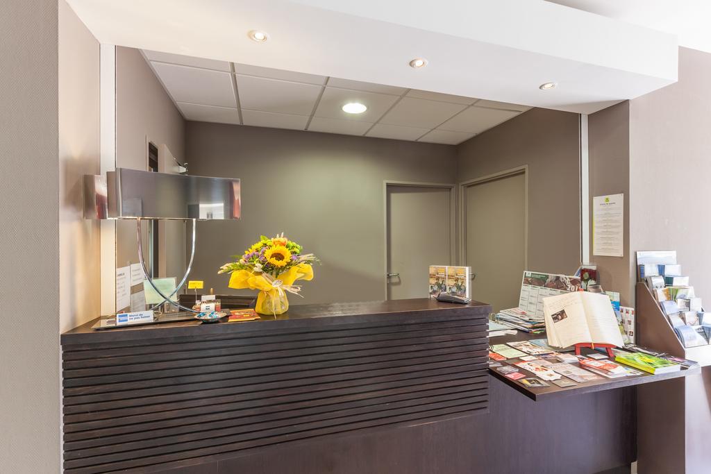 Hotel Alienor Лангон Екстериор снимка