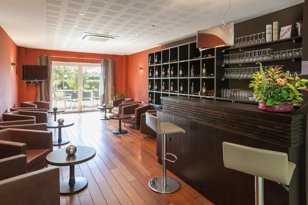 Hotel Alienor Лангон Екстериор снимка